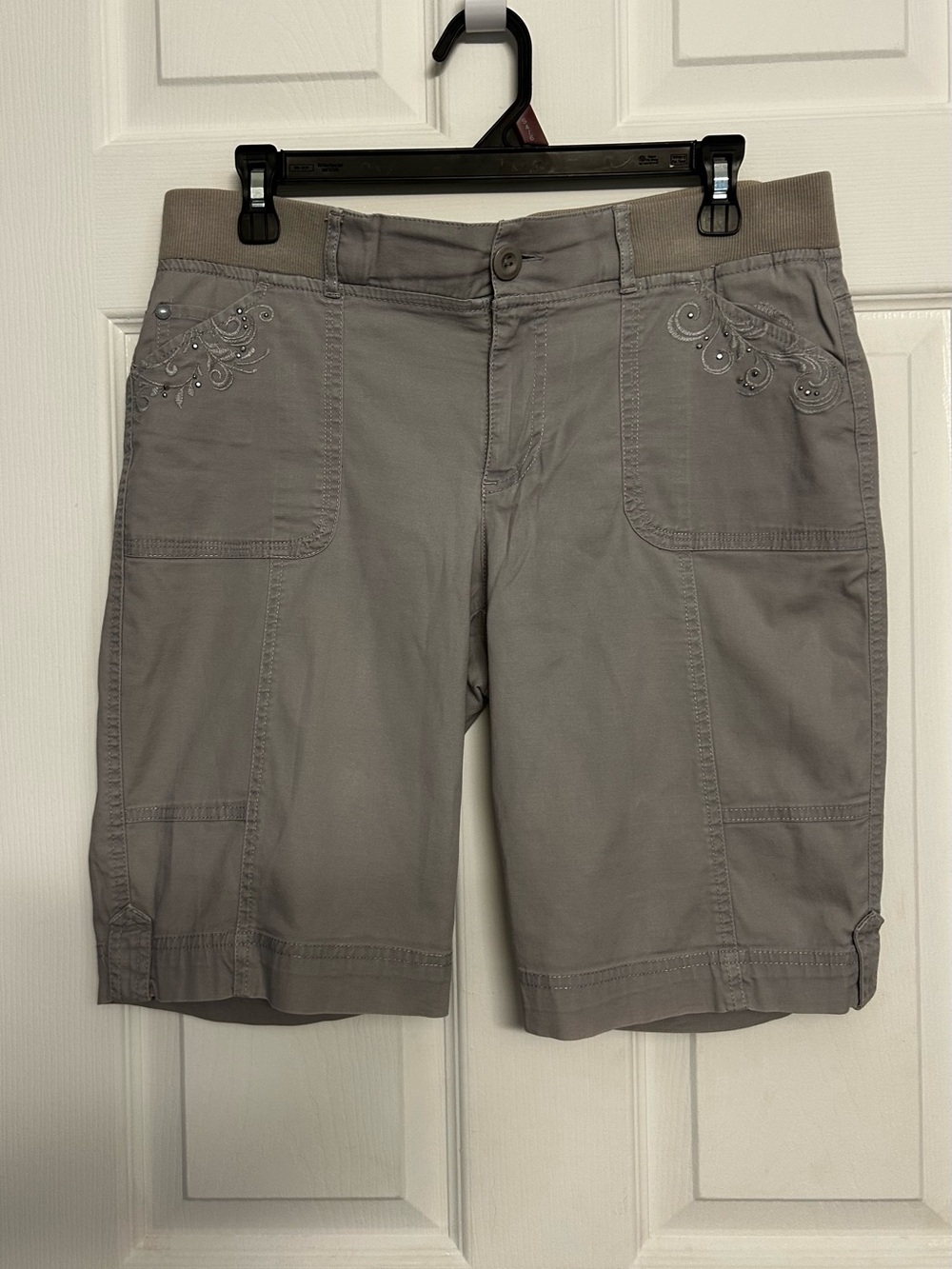 Gloria Vanderbilt Gray Embroidered Cargo Bermuda Shorts